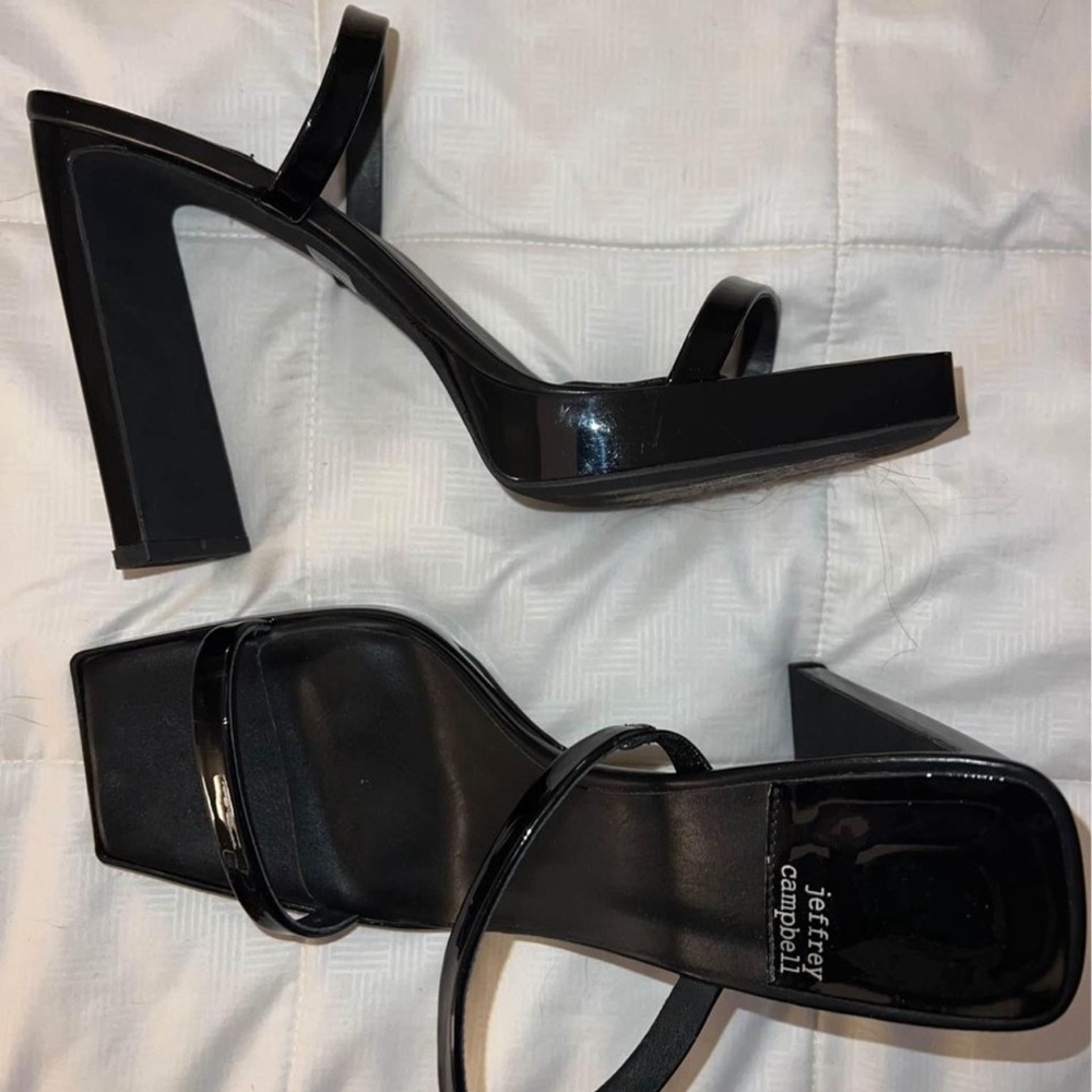 Jeffrey Campbell